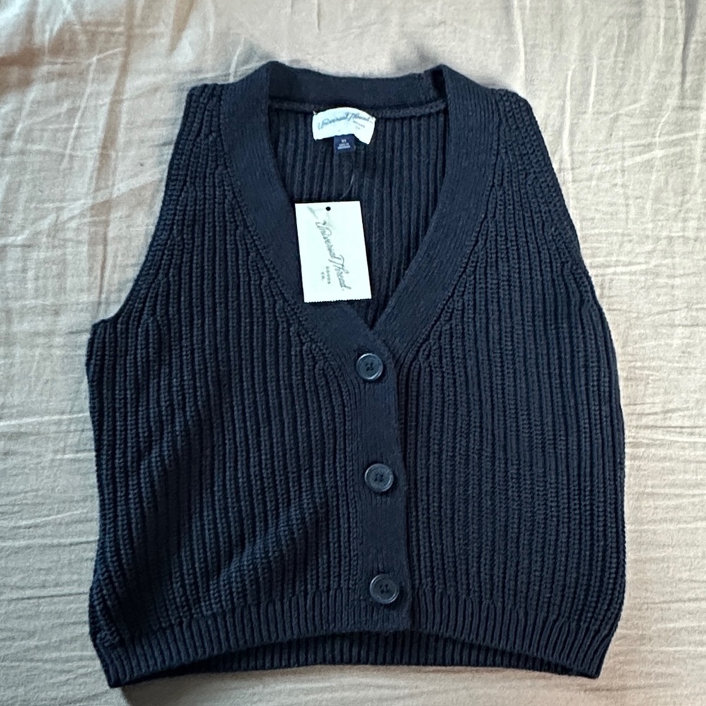 Universal threads navy V-Neck Sweater Vest